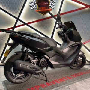 VICTORY BLACK