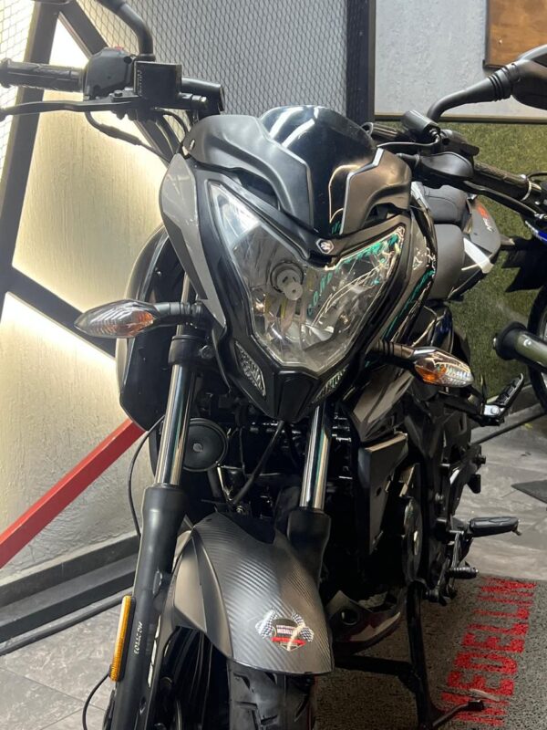 PULSAR 160 NS FI ABS - Image 3