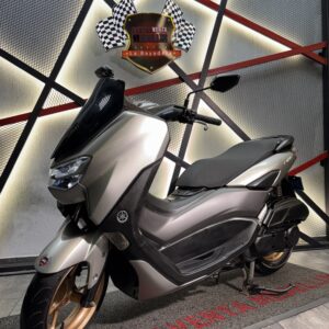 AUTOMATICA NMAX CONNECT 155 COMO NUEVA