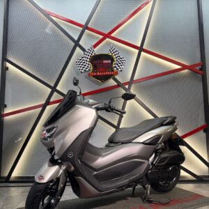 AUTOMATICA NMAX CONNECT 155 COMO NUEVA