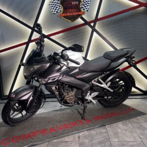 PULSAR 200 NS 