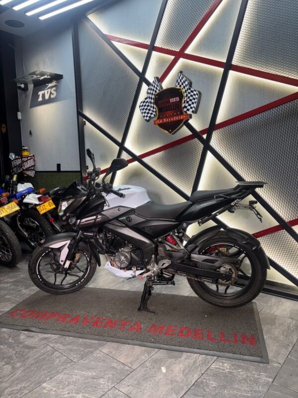 PULSAR 160 NS  - Image 6
