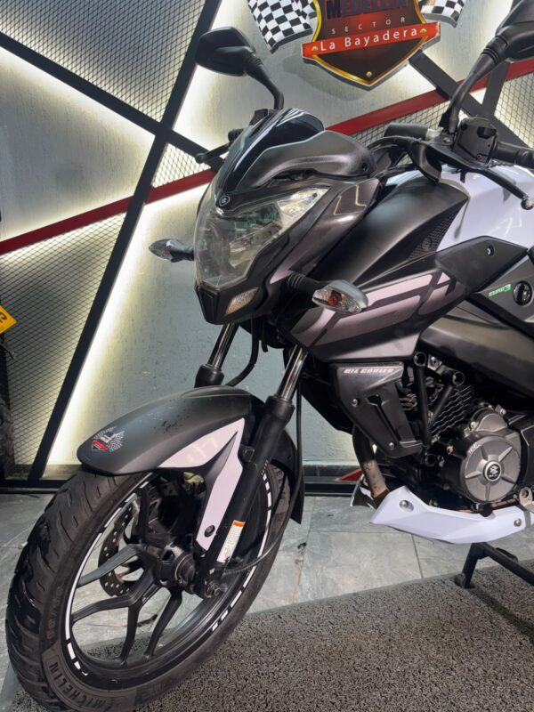 PULSAR 160 NS  - Image 4