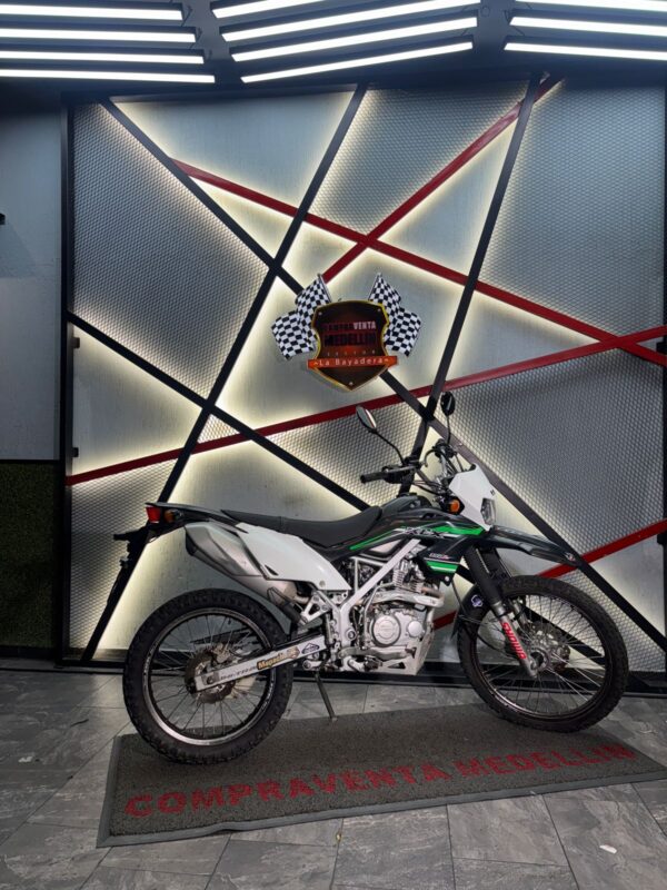 KAWASAKI KLX 150 - Image 9