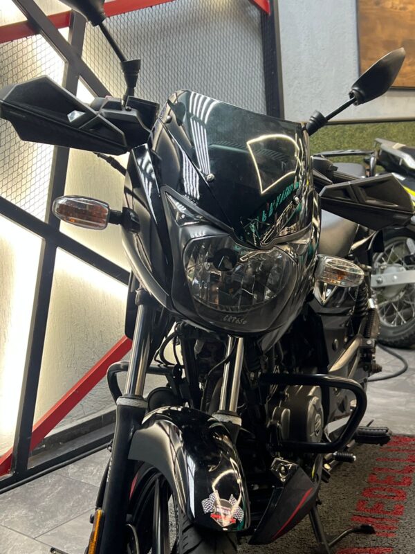 PULSAR 180 GT BSIV