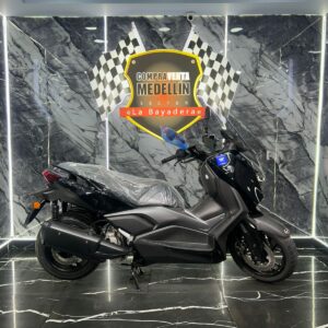AUTOMATICA XMAX 300 NUEVA 0 KM