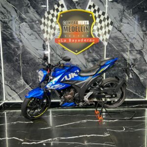 SUZUKI GIXXER 250