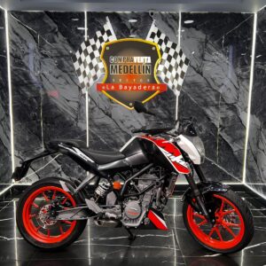 KTM DUKE 200