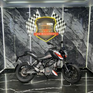 KTM DUKE 200