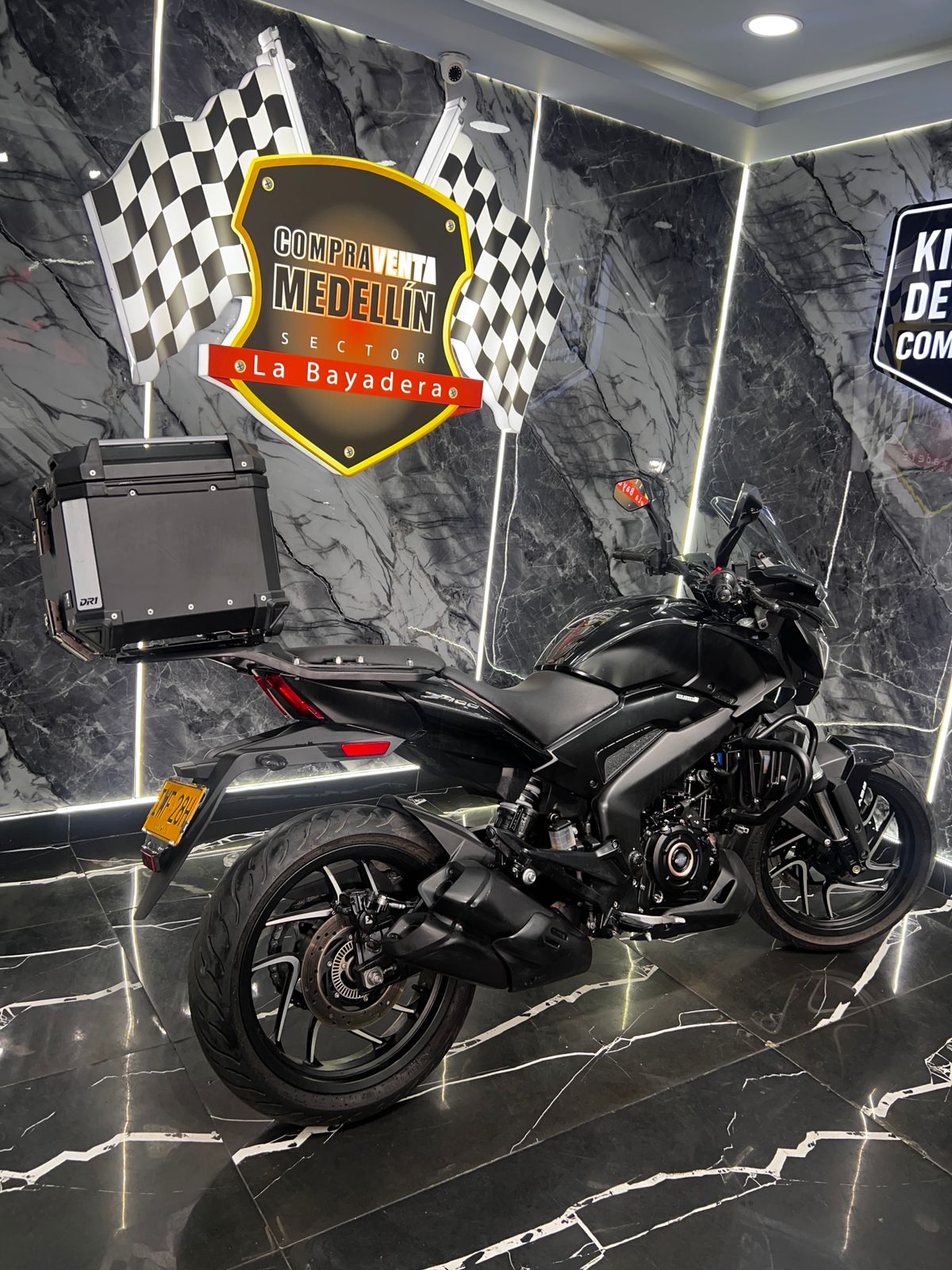 DOMINAR 400 D - Image 5