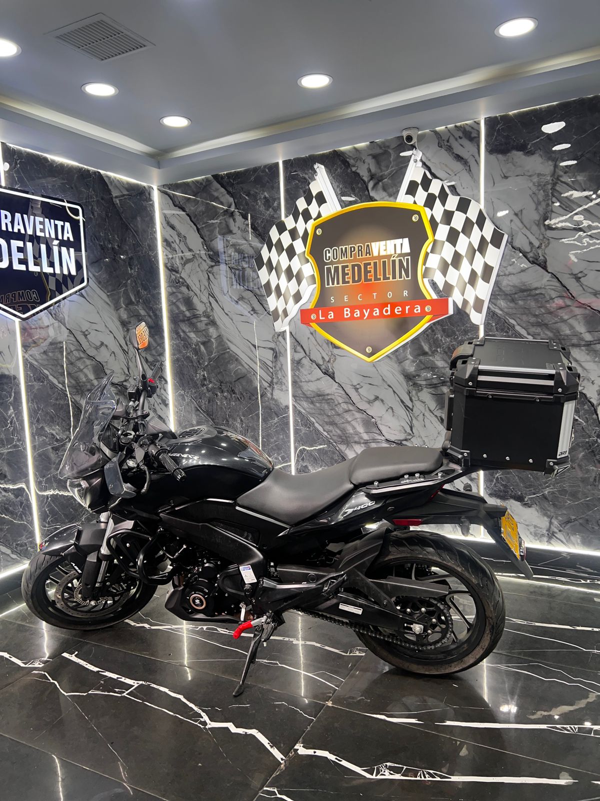 DOMINAR 400 D - Image 4