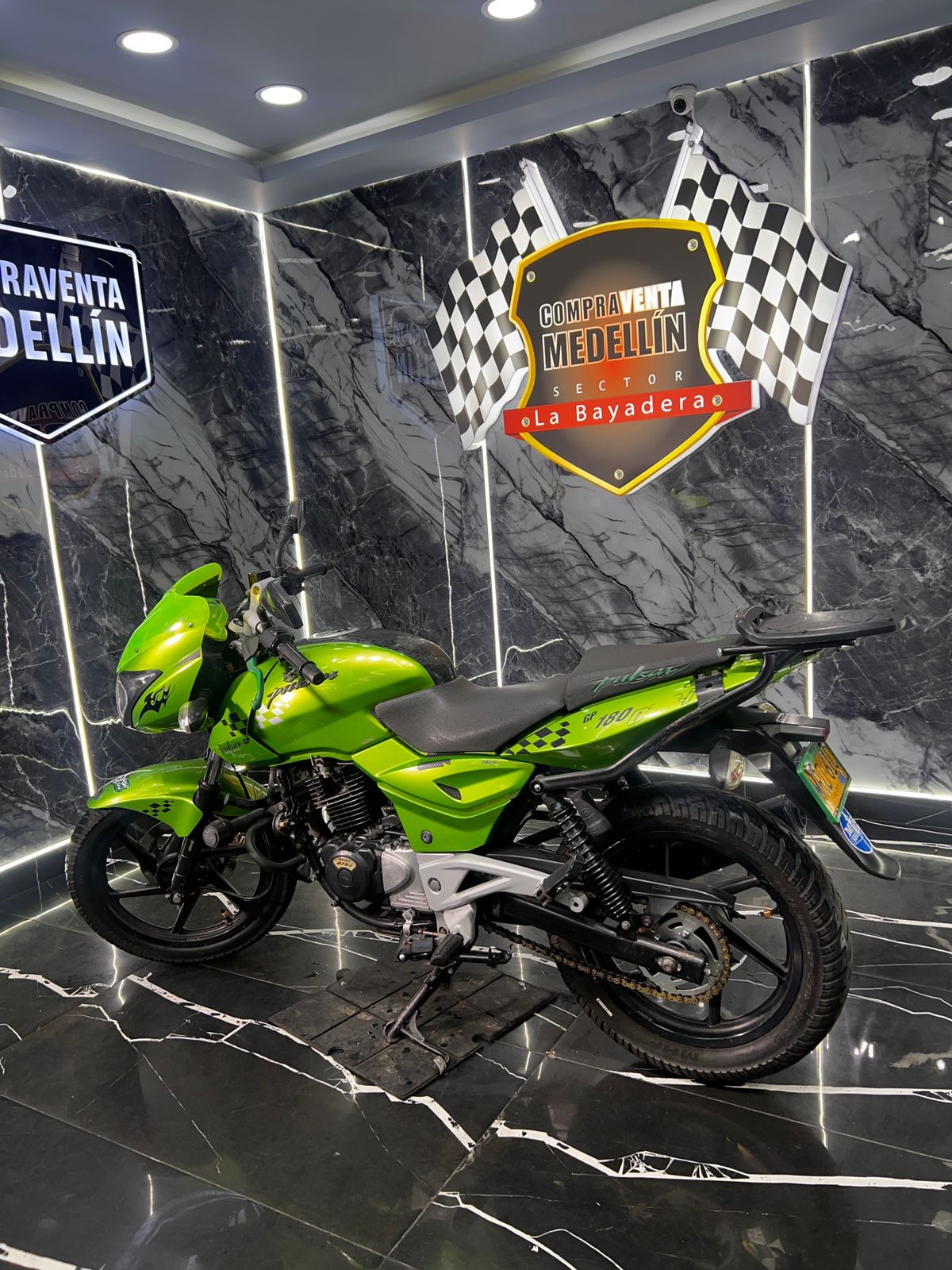 PULSAR 180 UG - Image 5