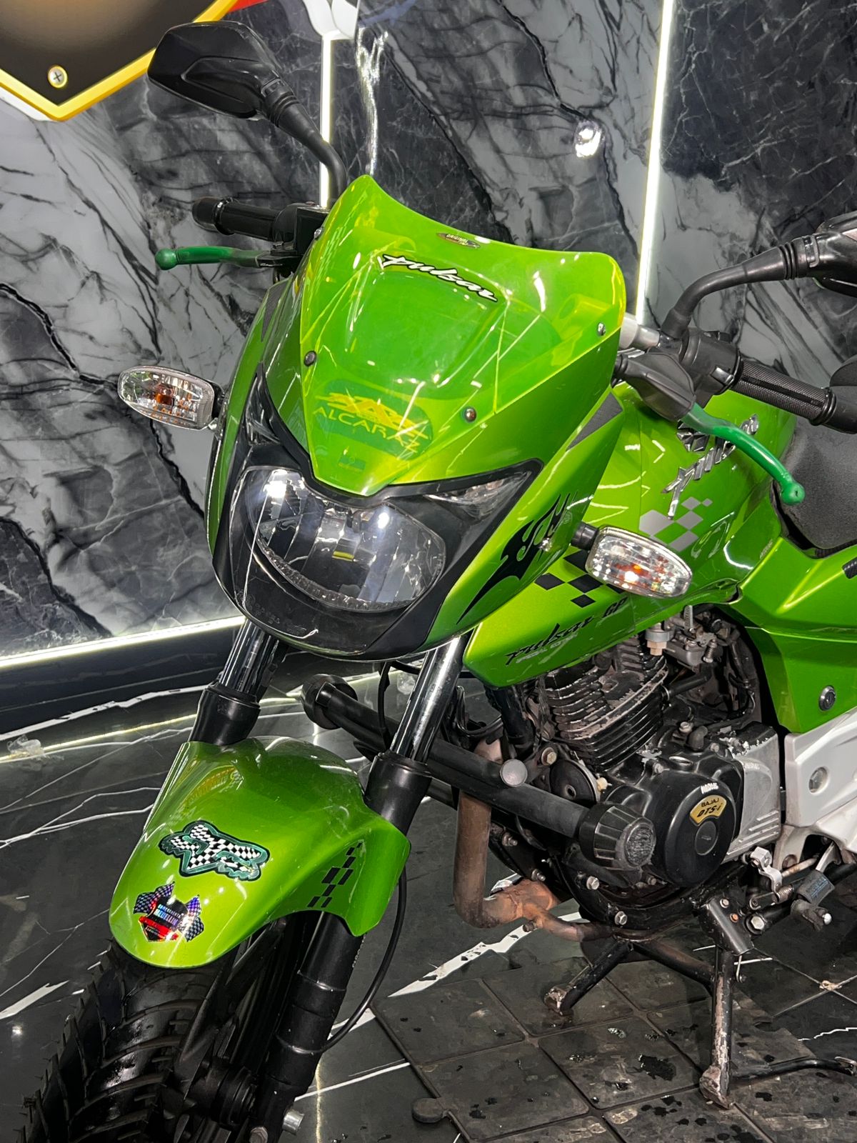 PULSAR 180 UG - Image 2