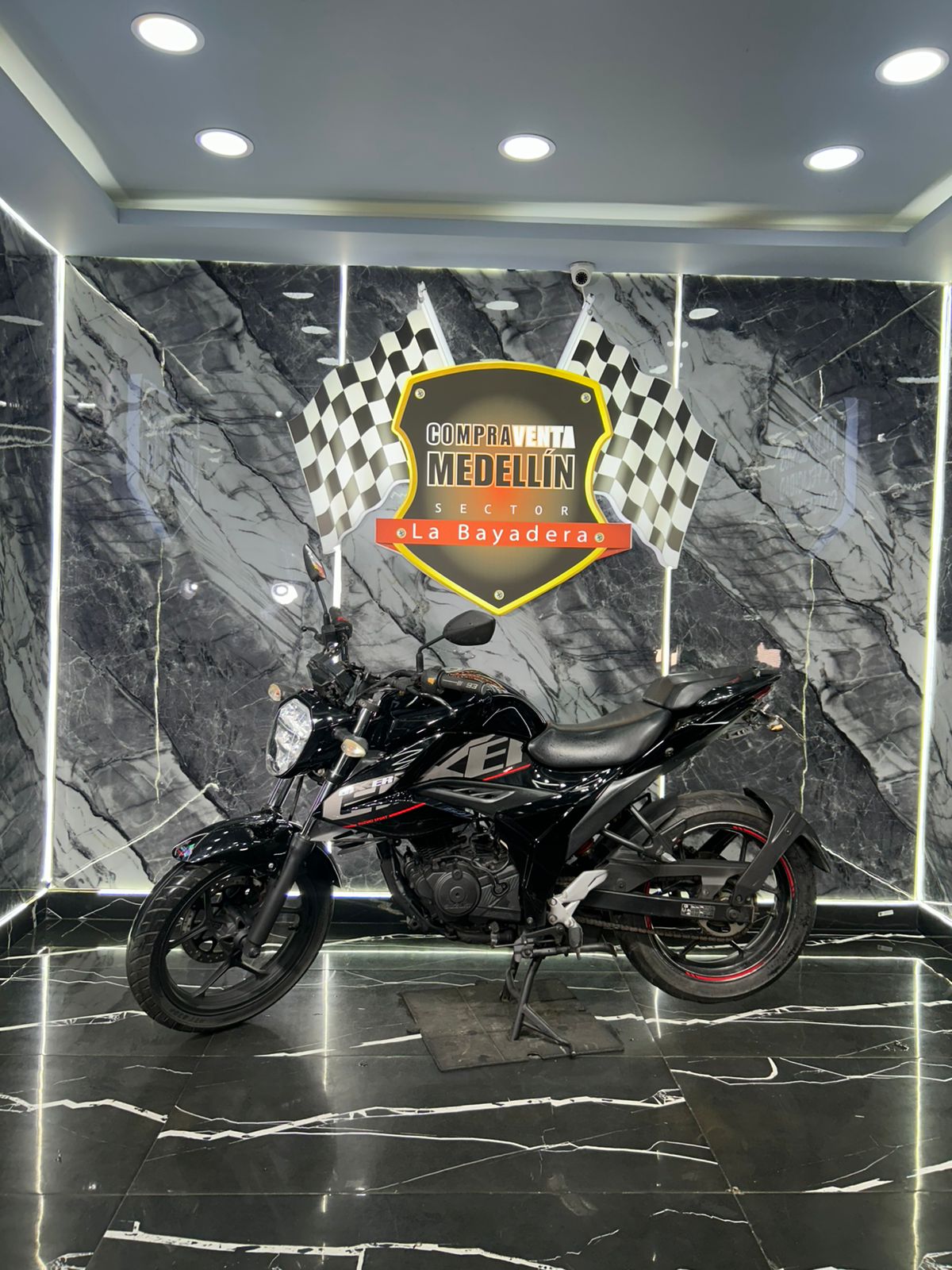 SUZUKI GIXXER FI 155