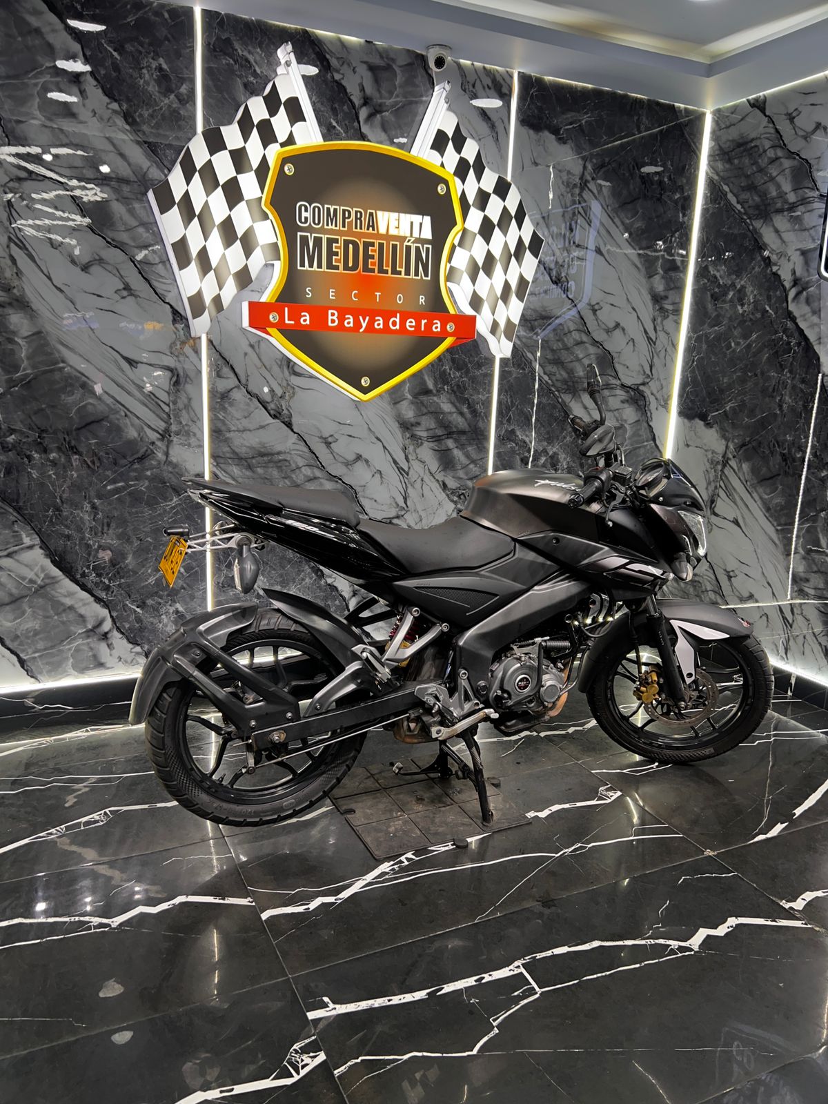 PULSAR 160 NS - Image 6