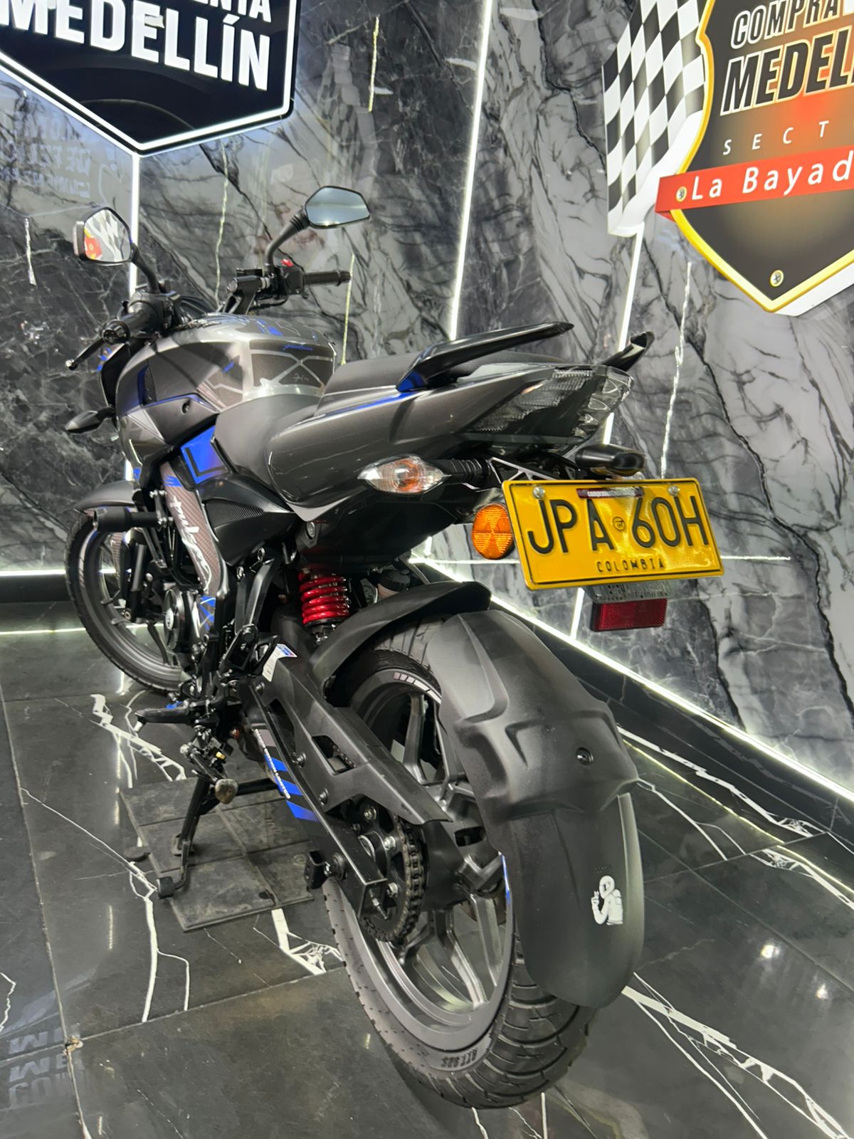 PULSAR NS 160 FI COMO NUEVA - Image 5