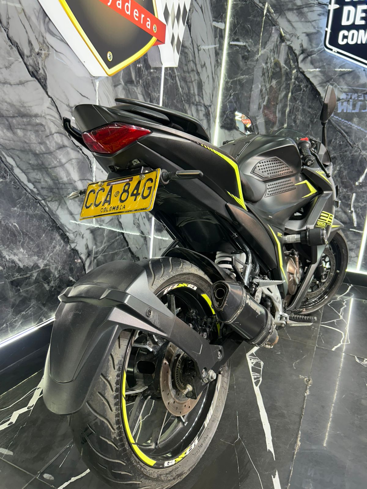 SUZUKI GIXXER SF 250 - Image 3