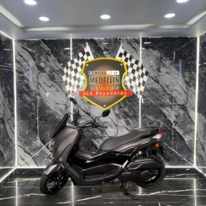 AUTOMATICA NMAX CONNECT 155 COMO NUEVA