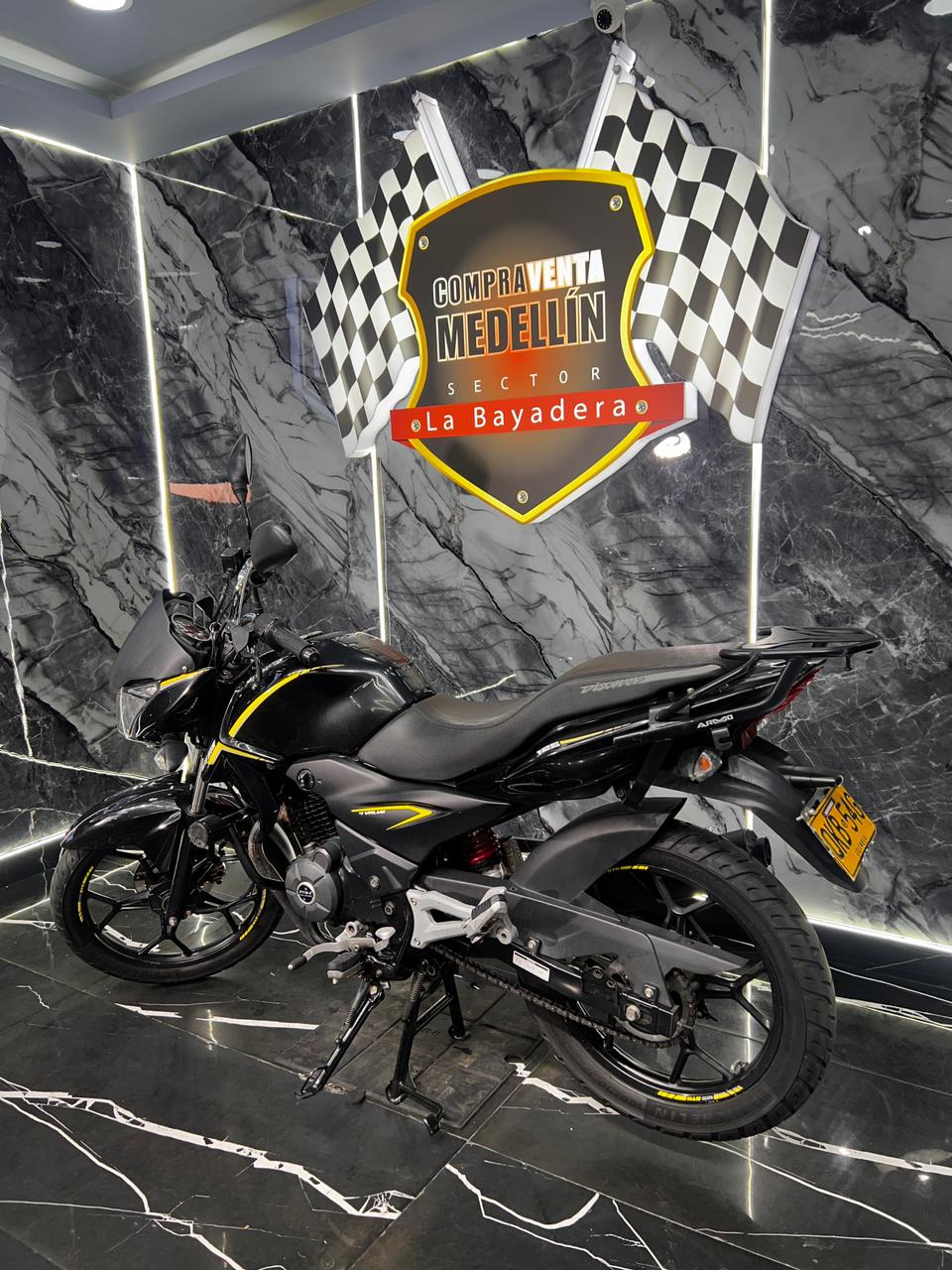 DISCOVER 125 ST COMO NUEVA - Image 4