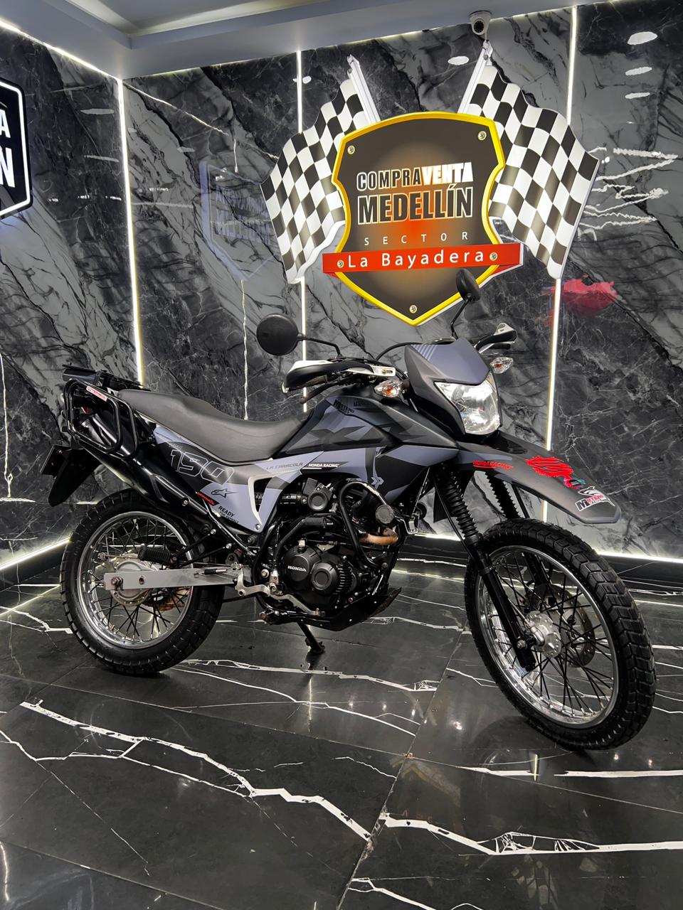 HONDA XR 190 L FULL ACCESORIOS - Image 9