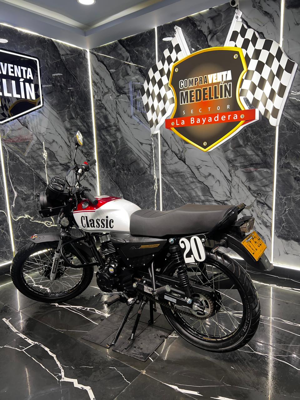 NKD 125 R EIII COMO NUEVA - Image 4