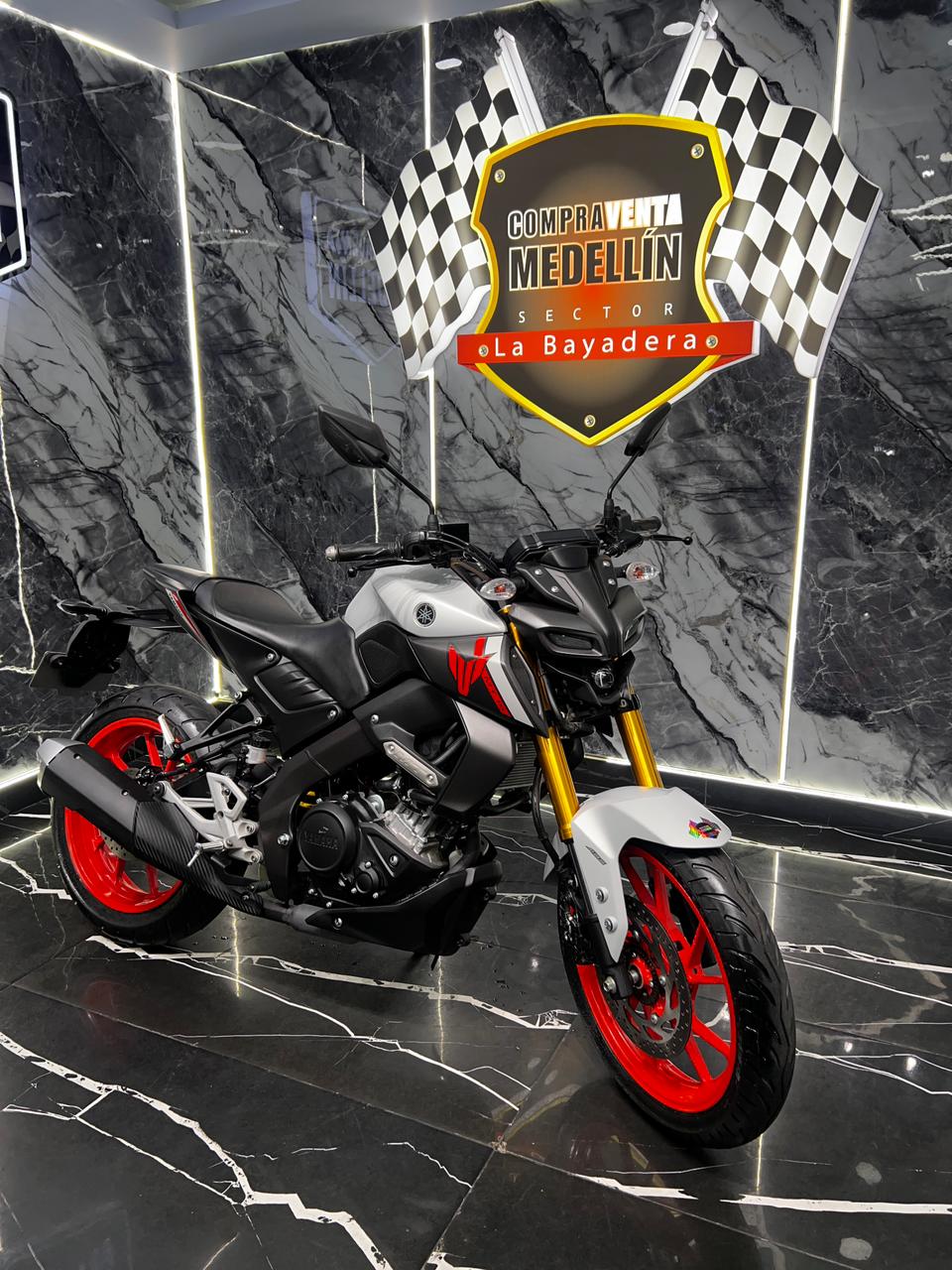 YAMAHA MT 15 COMO NUEVA - Image 8