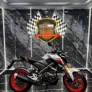 YAMAHA MT 15 COMO NUEVA
