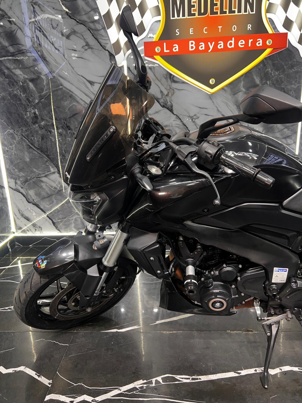 DOMINAR 400 D - Image 4