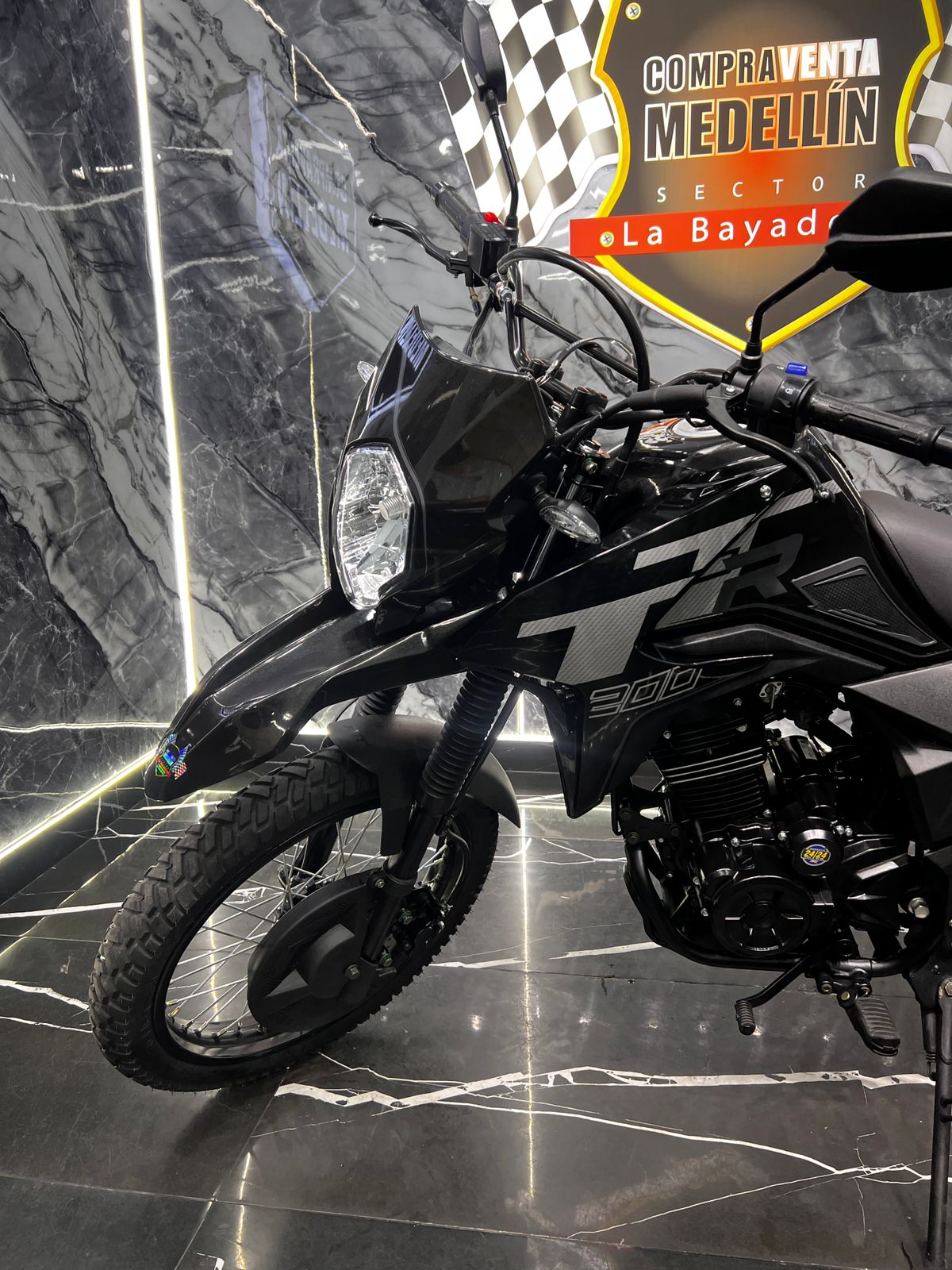 AKT TT 200 TTR EIII - Image 4