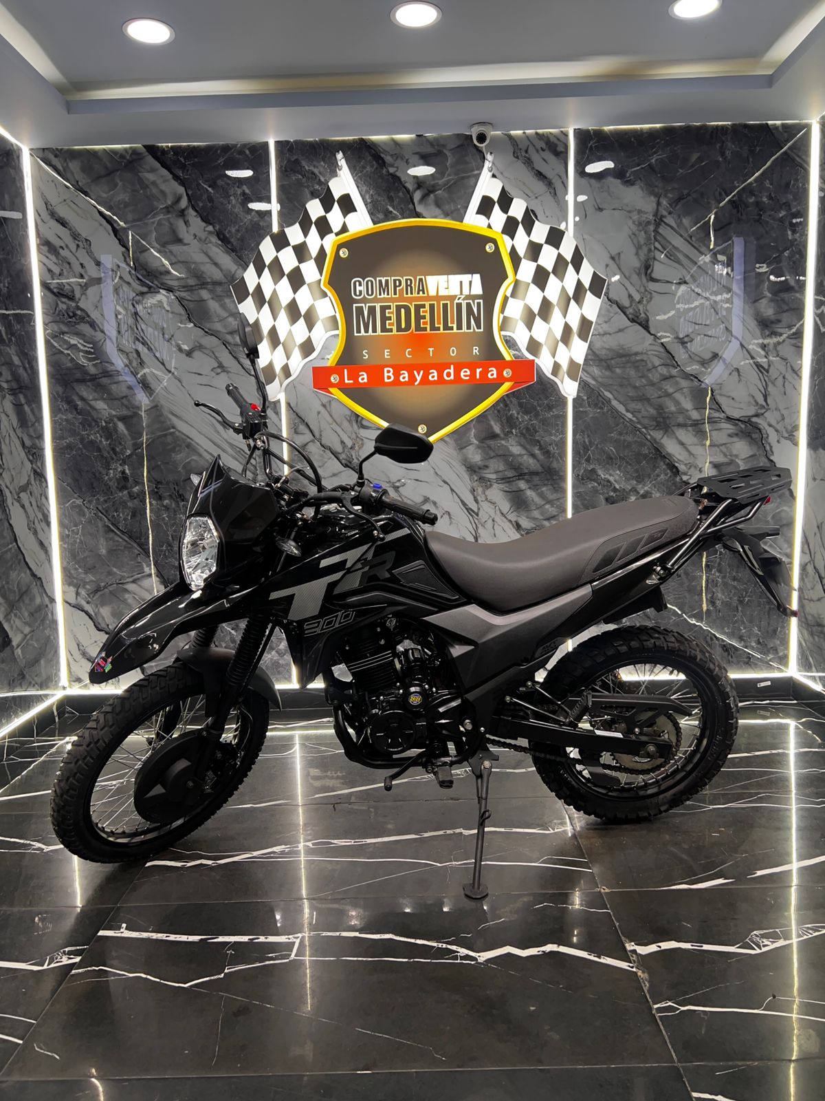 AKT TT 200 TTR EIII - Image 3