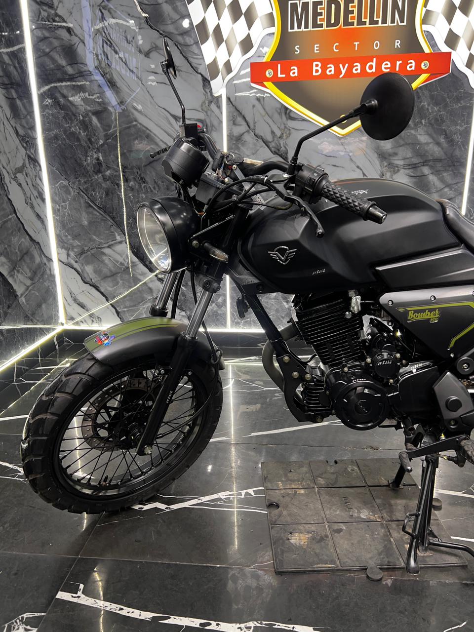 VICTORY BOMBER 150 - Image 4