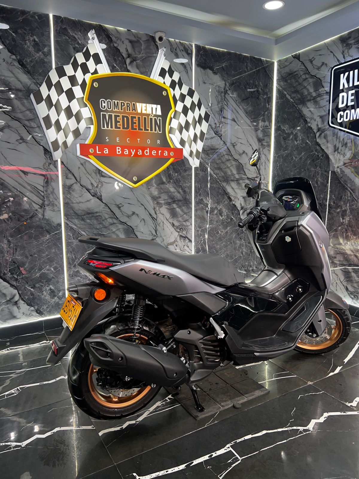 AUTOMATICA NMAX CONNECT 155 V3 2 MESES DE USO - Image 6