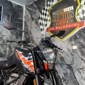 KTM DUKE 200