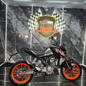 KTM DUKE 200