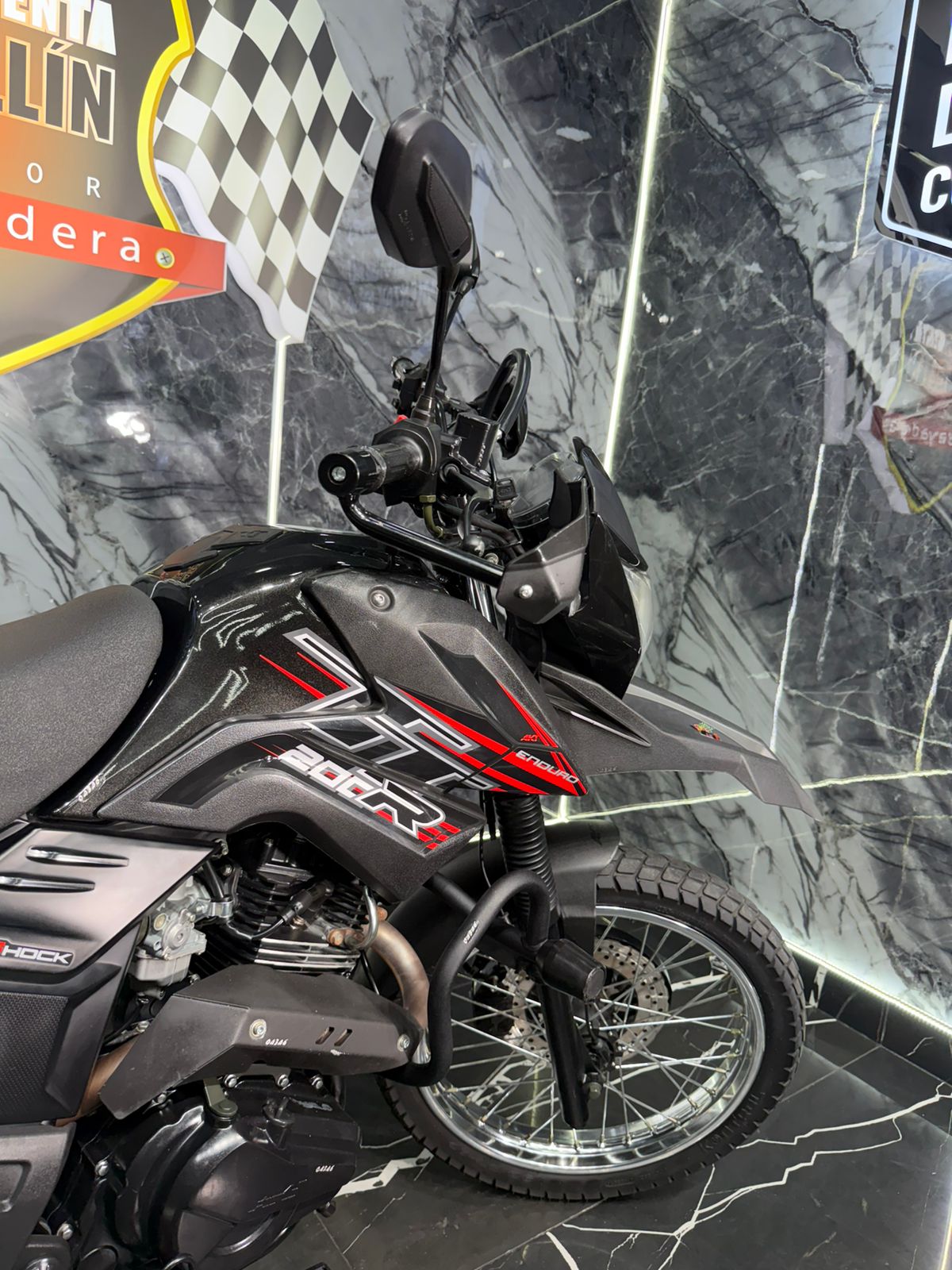 AKT TT 200 TTR EIII - Image 8