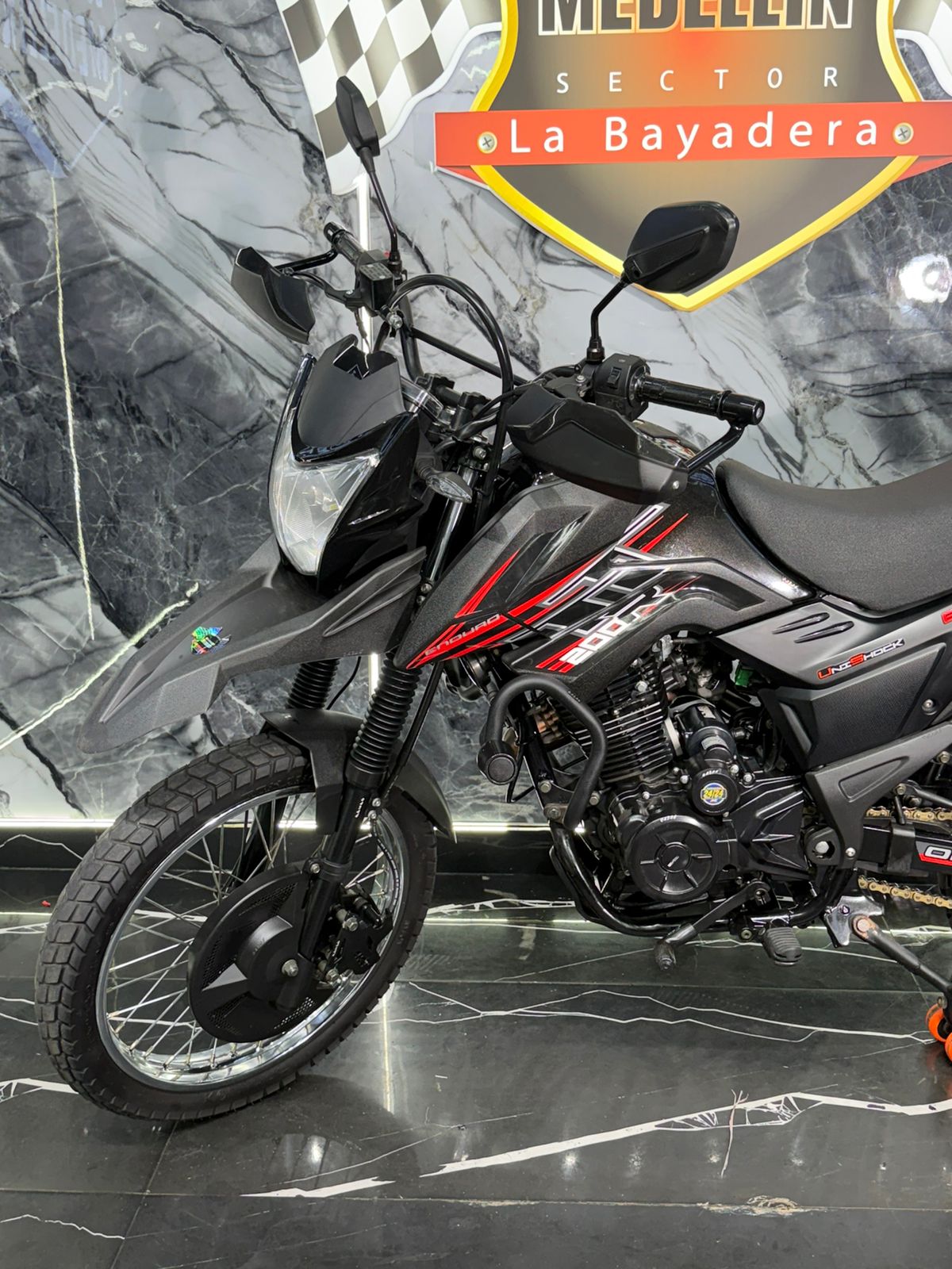 AKT TT 200 TTR EIII - Image 4