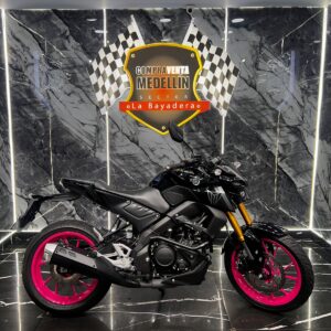 YAMAHA MT 15