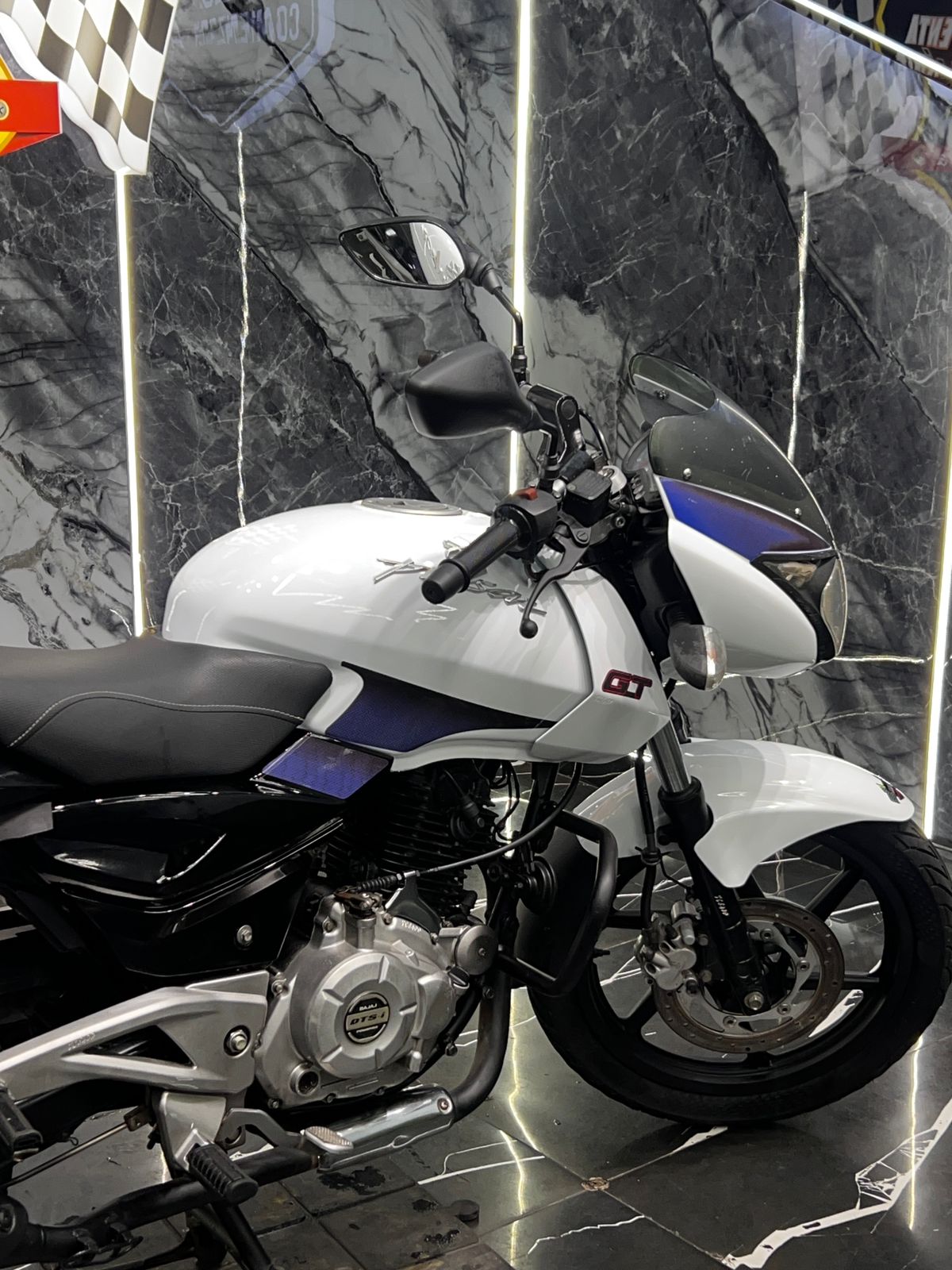PULSAR 180 UG GT - Image 7