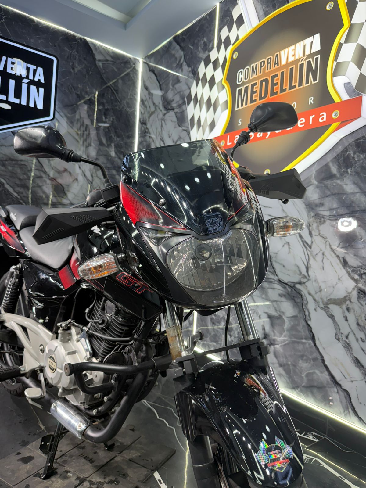 PULSAR 180 UG PRO - Image 9