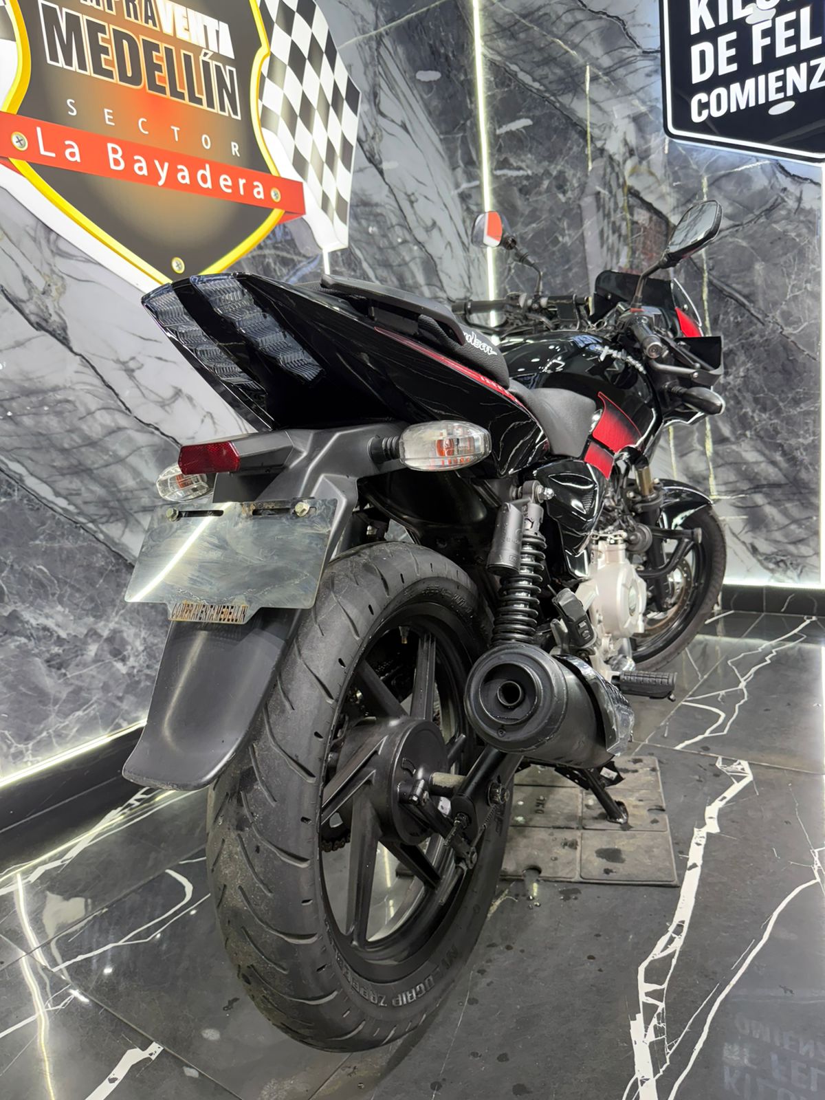 PULSAR 180 UG PRO - Image 8