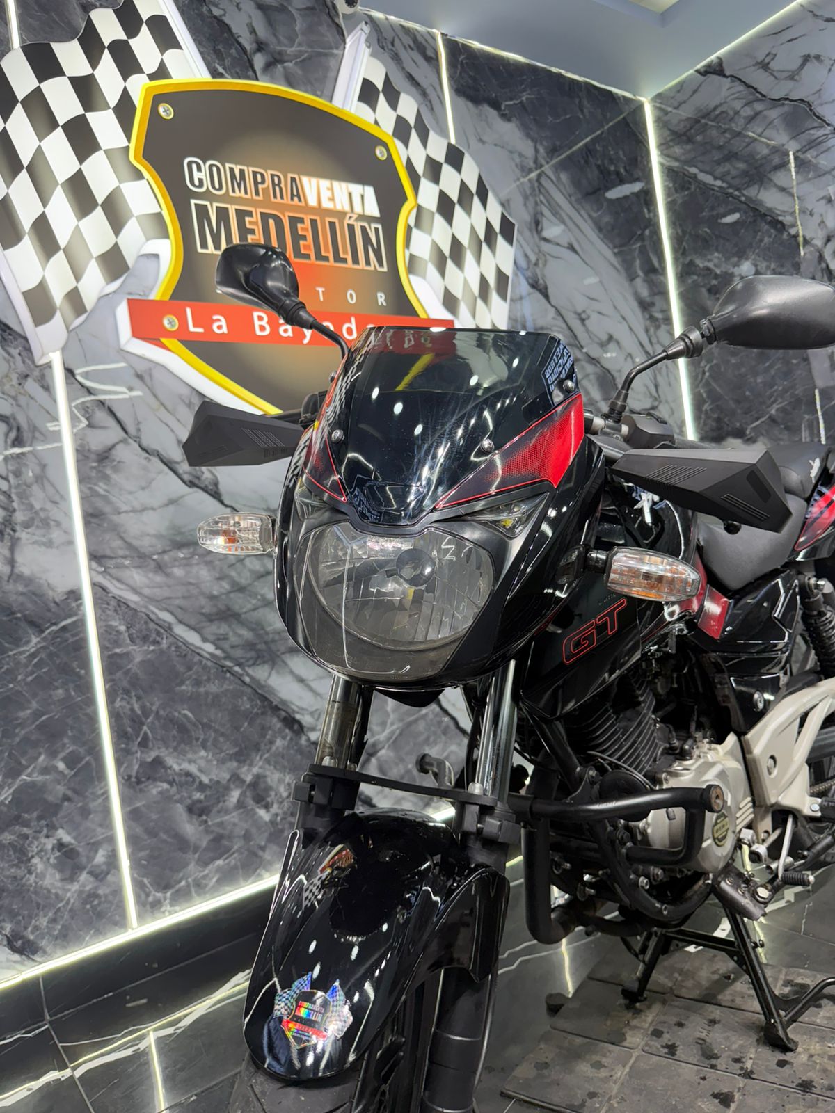 PULSAR 180 UG PRO - Image 4