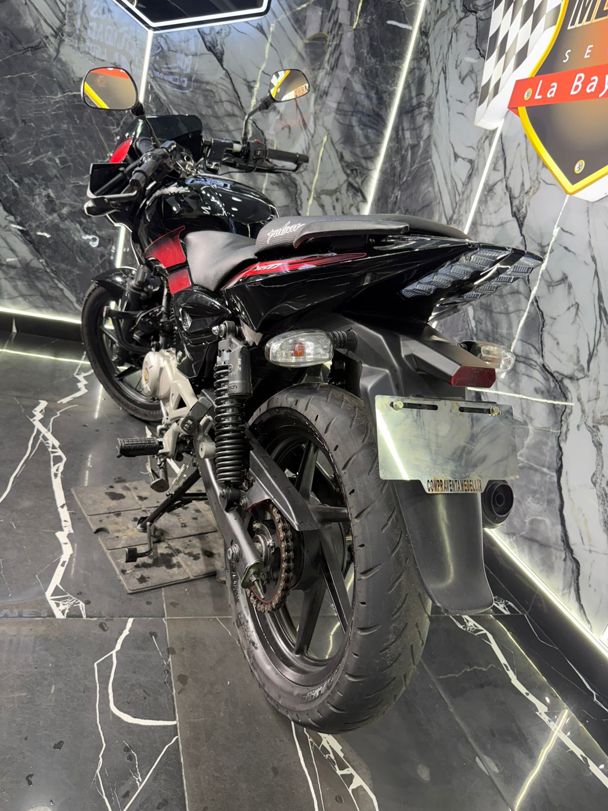 PULSAR 180 UG PRO - Image 6