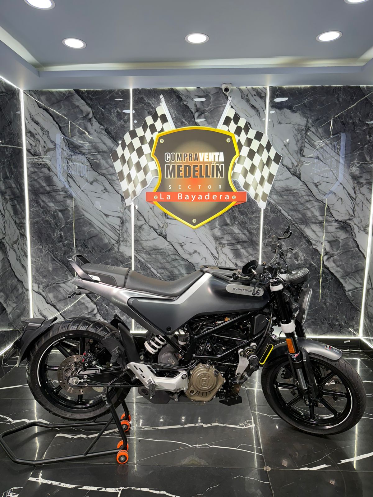 AUTECO HUSQVARNA SVARTPLILEN 200 - Image 6