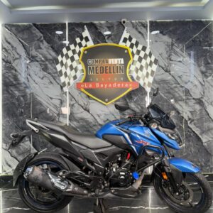 HONDA XBLADE COMO NUEVA