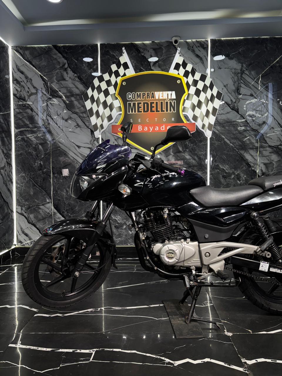 PULSAR 180 UG PRO - Image 2