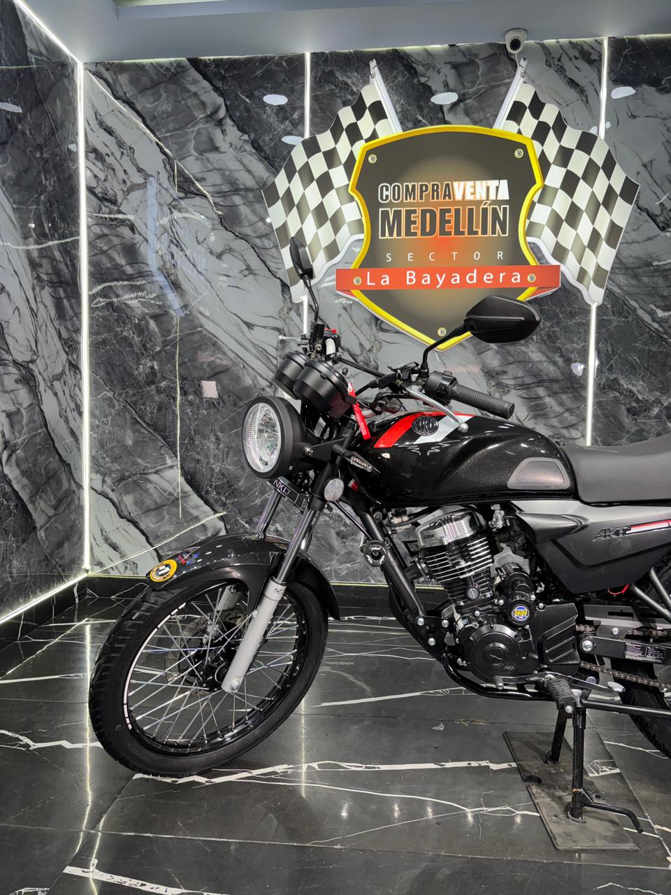 NKD 125 EIII COMO NUEVA - Image 5