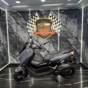 AUTOMATICA NMAX CONNECT 155 COMO NUEVA