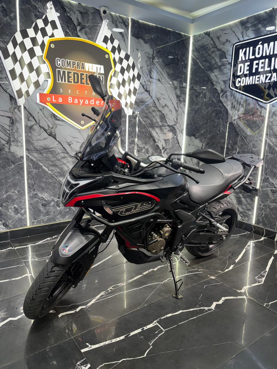 AKT VOGE 300 DS COMO NUEVA - Image 5