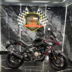 AKT VOGE 300 DS COMO NUEVA