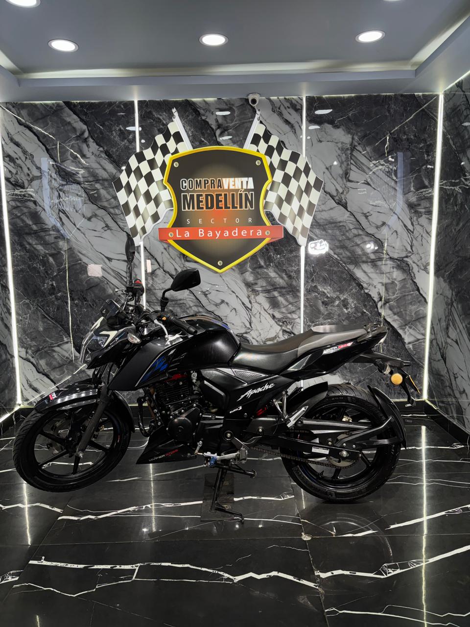 TVS APACHE RTR 160 4 V - Image 8